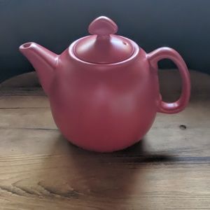 Chantal teapot